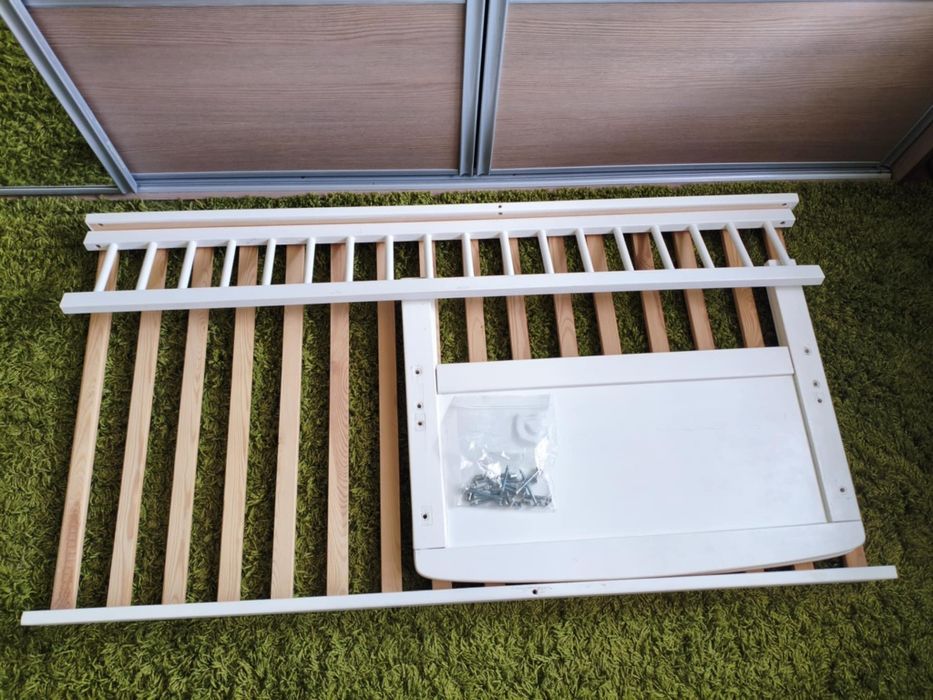 Łóżeczko łóżko dziecięce stelaż drewniane 140 x 70 materac