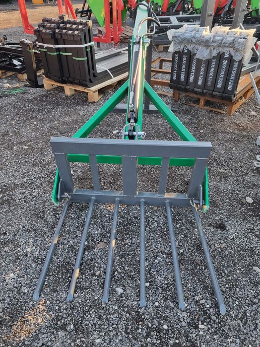 Widły do obornika 80cm na tylni tuz ciągnika na podnośniku hydr.