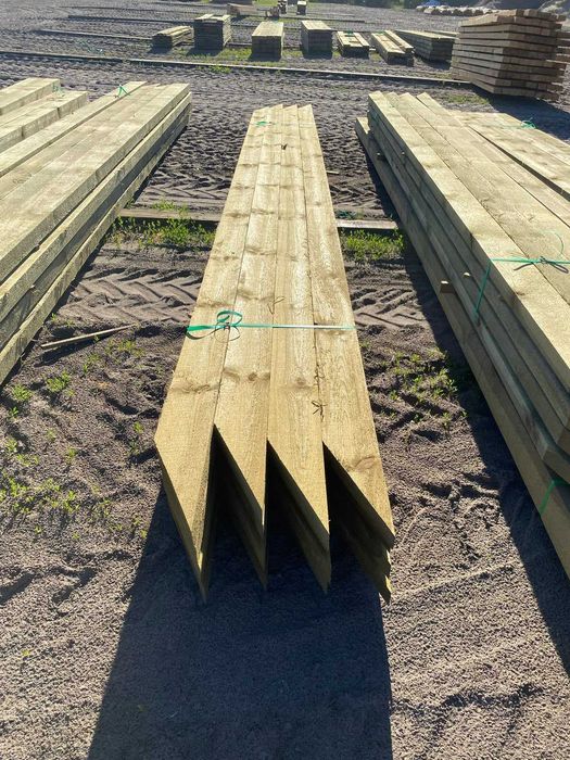Więźba dachowa z gotowymi zamkami ciesielskimi / CNC / prefabrykowana
