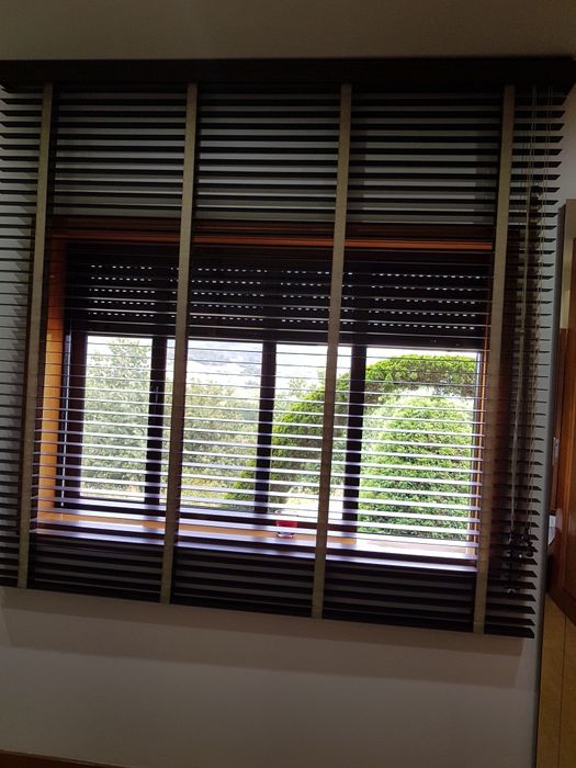 Cortinas em Madeira