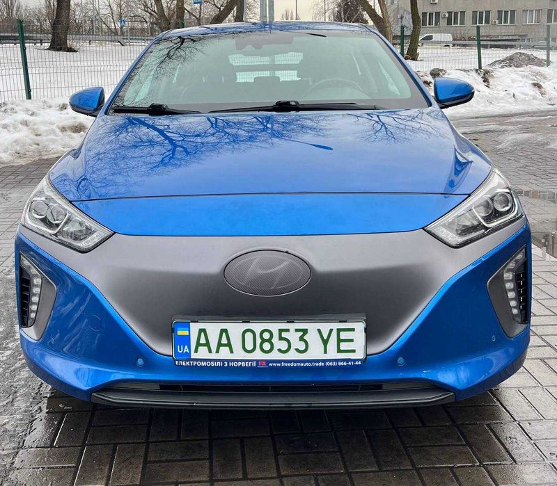 Оренда електромобіля Hyundai IONIQ