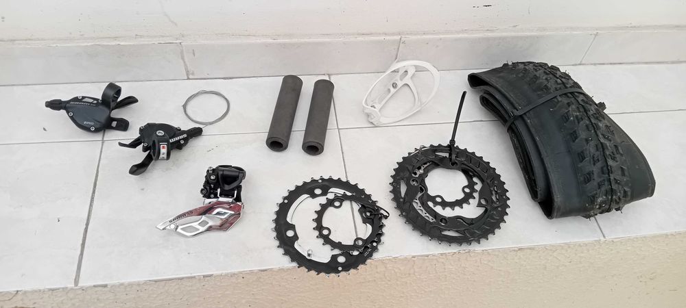 Bicicleta roda 26 montagem personalizada com Mavic, SRAM e suspensão a AR