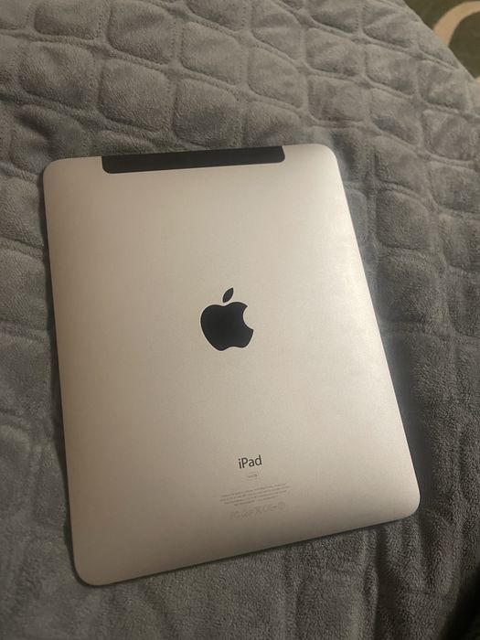 iPad 64gb Model A1337, чохол + зарядка