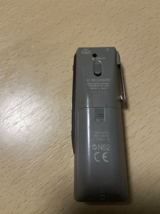 Диктофон в хорошому і робочому стані!!!