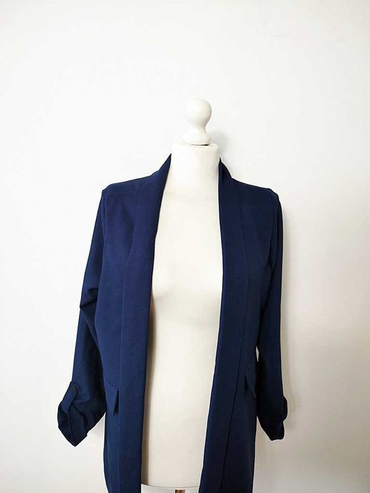 granatowa narzutka ala marynarka