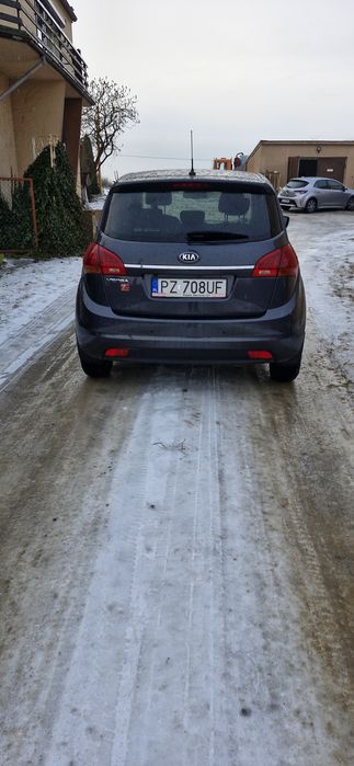 Kia venga salon PL niski przebieg business line  1.4