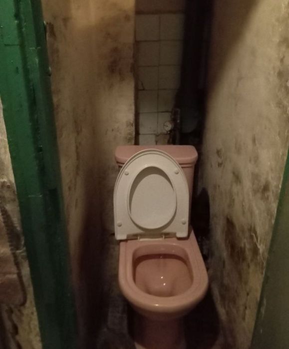 срочно продам комнату в общежитии