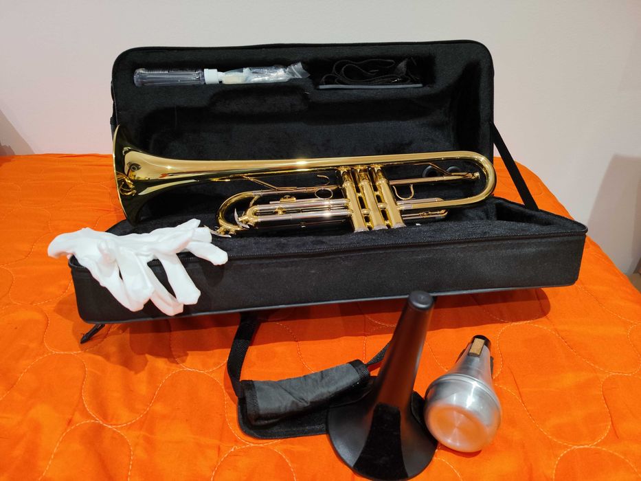 Trompete Roy Benson TR202 Dourado