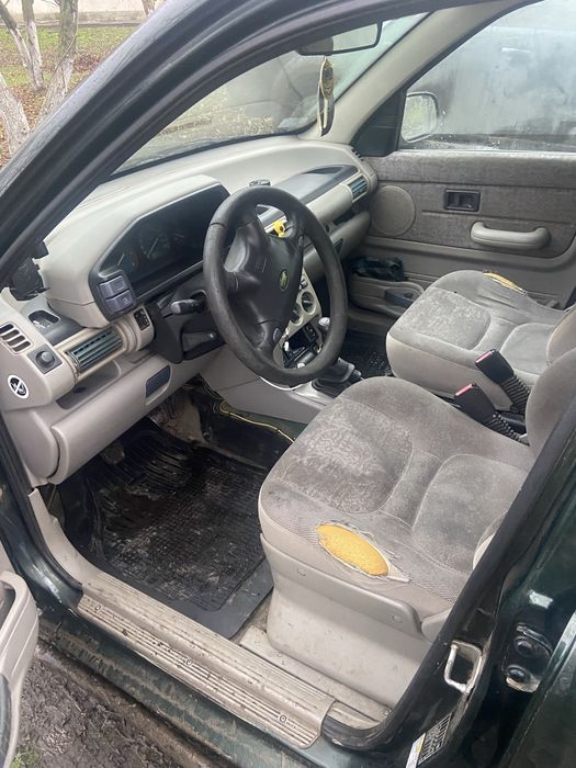 Продам Ленд ровер фрілендер 1