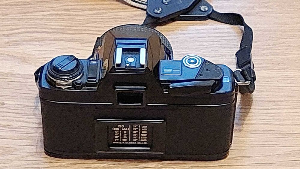 Máquina Fotográfica Minolta X300 + Zoom 35-135 + Flash