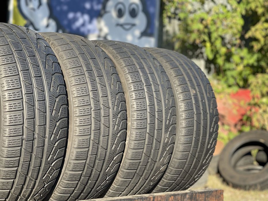 Шини Зимові 4шт 215/45 R18 Pirelli Winter Sottozero 240 seria 2
