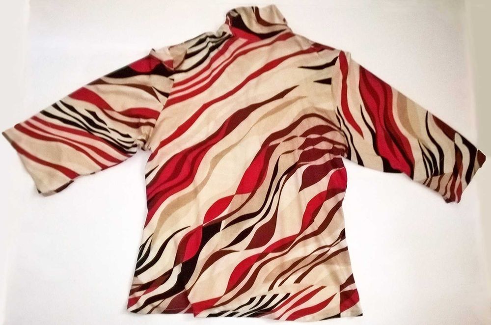 Blusa de Senhora, como Nova