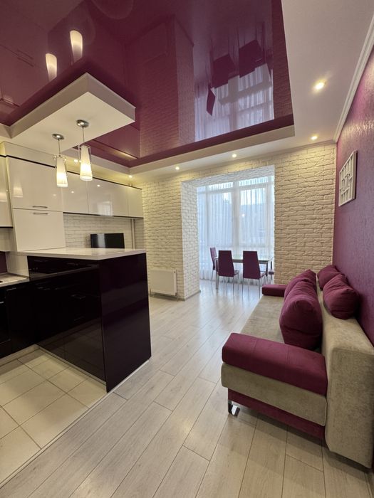 Готова квартира з меблями та технікою! Стрілецька набережна