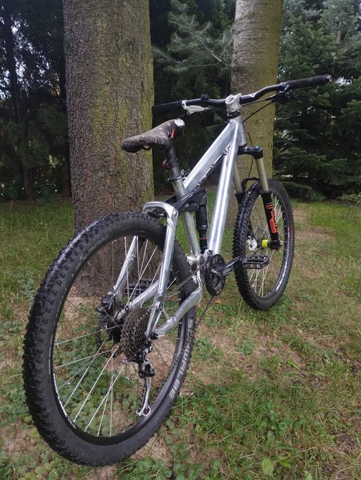 Rower full zjazdowy UMF Freddy (downhill freeride zjazdówka dh)