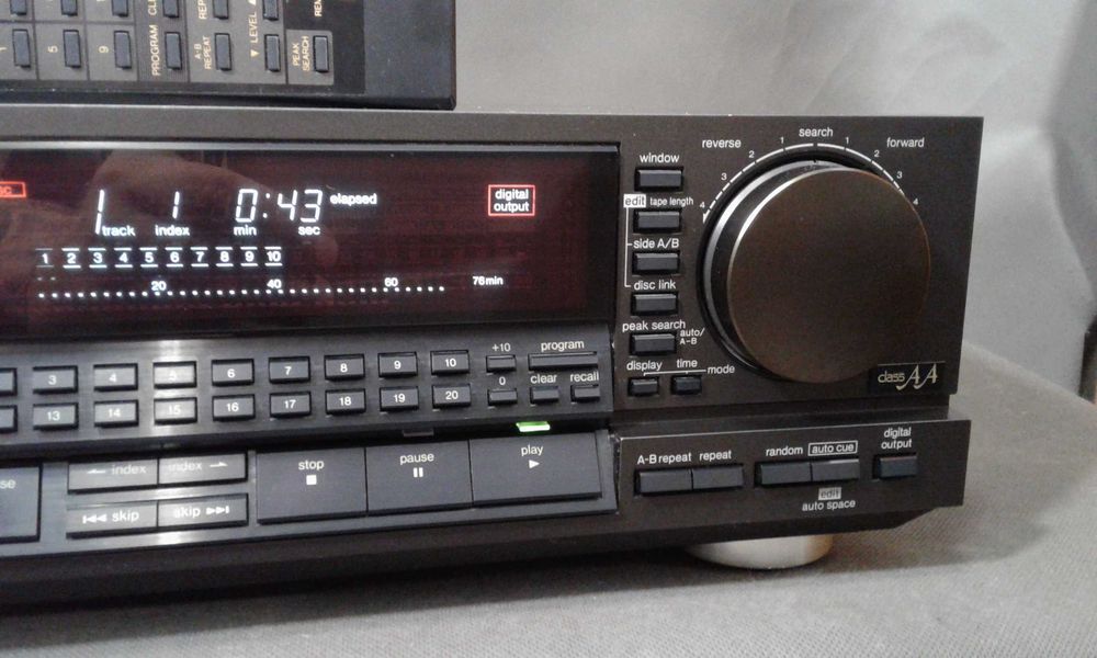 TECHNICS SL-P777+pilot,odtwarzacz cd