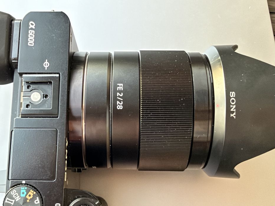 Sony a6000/ lente FE 2/28