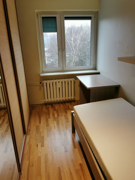Pokój dla studentki SOBIESKIEGO 26 przy UAM  (250m) i PST (100m) UE, UP