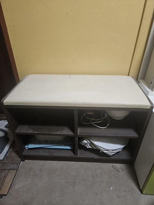 Szafka na buty z siedziskiem