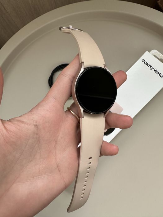 Смарт годинник Samsung Galaxy Watch4 40mm