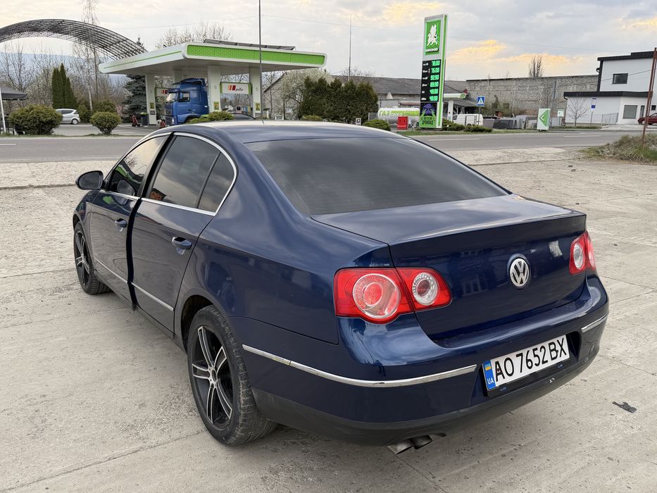 Volkswagen Passat [ Comfortline ]