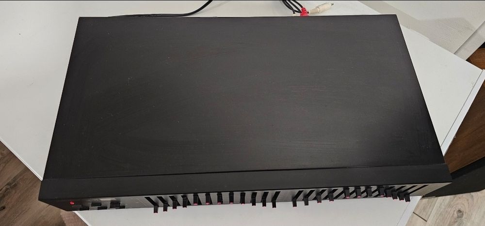 Korektor graficzny  equalizer sansui SE 77