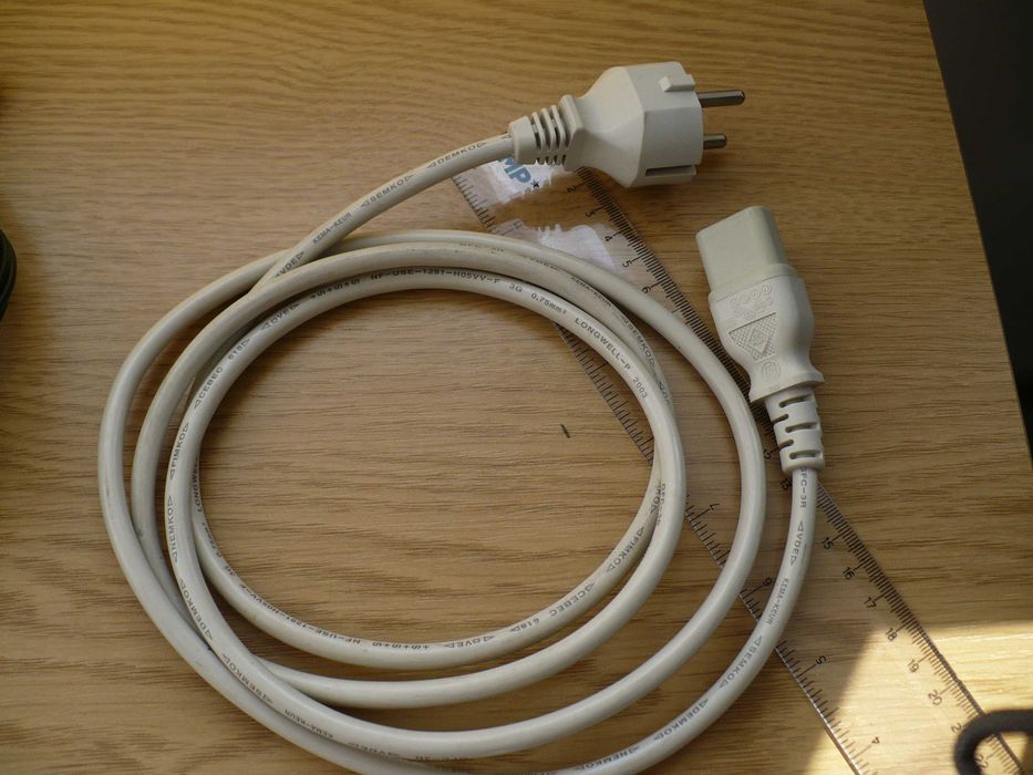 przewód do komputera