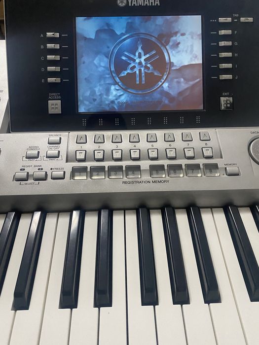 Teclado Tyros 2 Yamaha