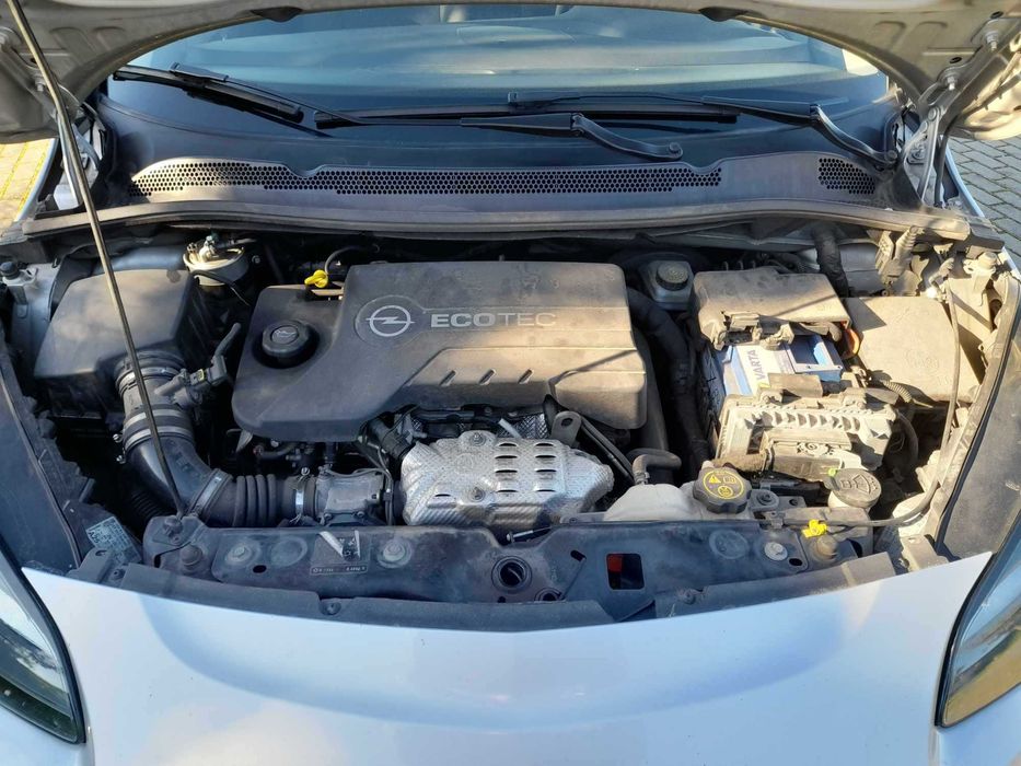 Opel Corsa 1.3CDTI A/C Nacional 2016 c/ iva dedutivel no preço