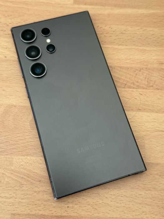 Samsung galaxy s24 ultra versao 512gb desbloqueado(ACEITO RETOMA)