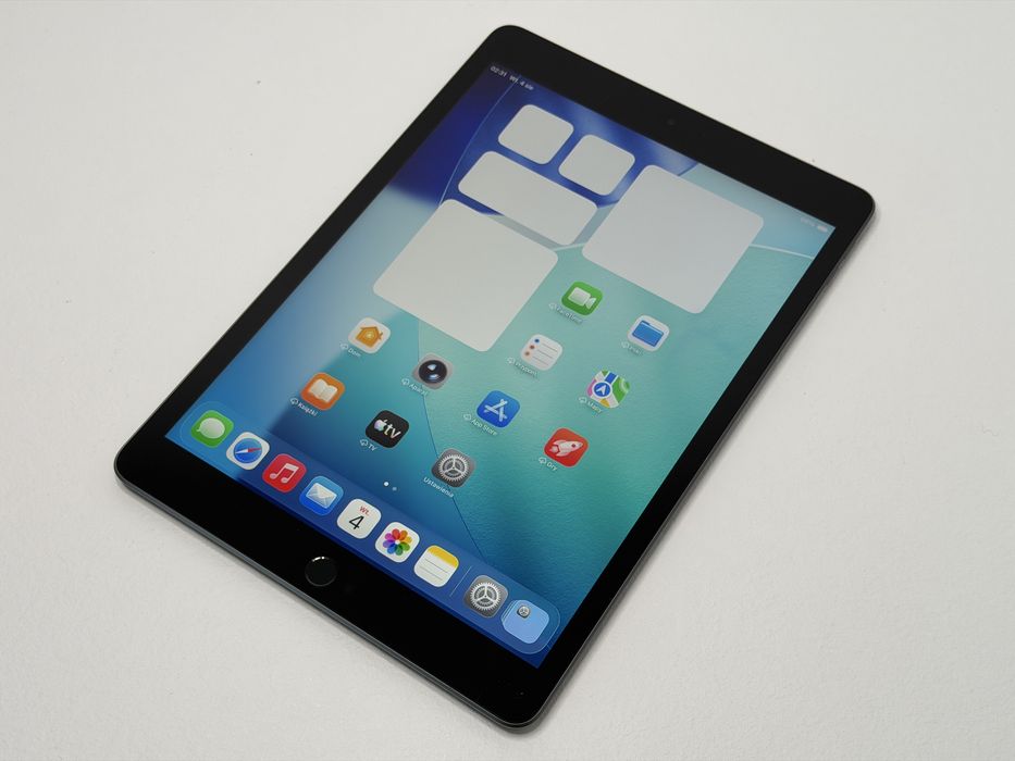 iPad 9. gen. (A2602) - 64GB - faktura VAT 23%