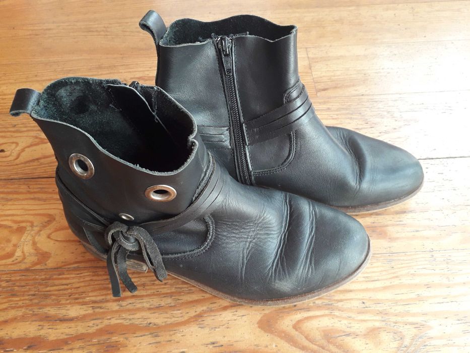 Botas em pele, número 37