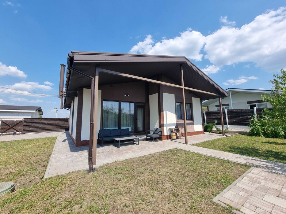 Без комісії будинок у заселеному котеджному містечку, сертифікат+