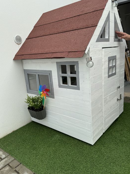 Casinha de madeira para venda