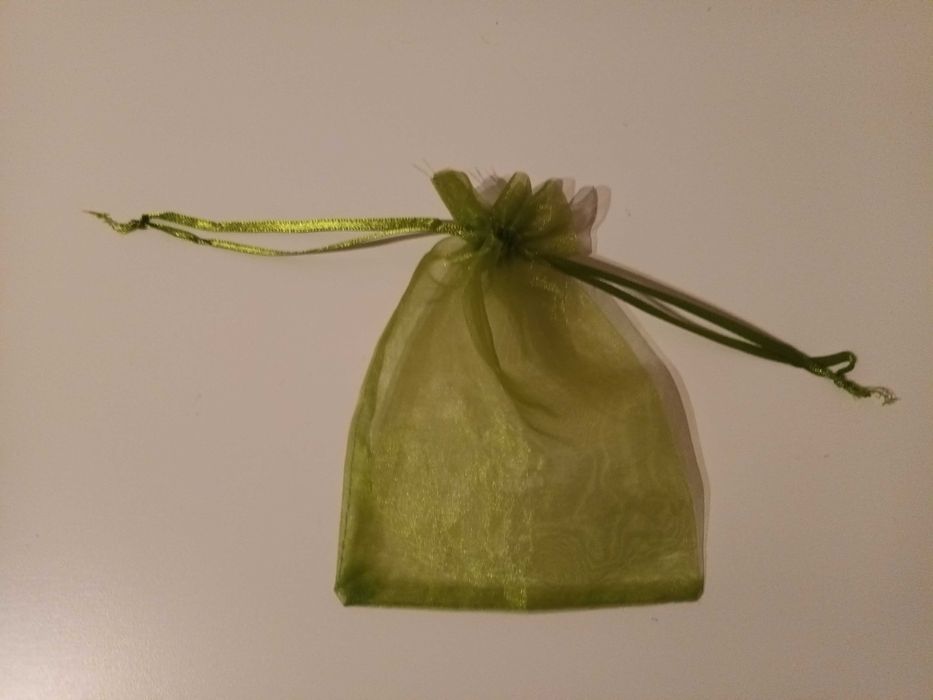 Pequenas bolsas em tecido