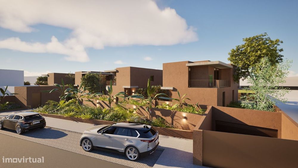 Terreno de 4125 m² com acesso alcatroado