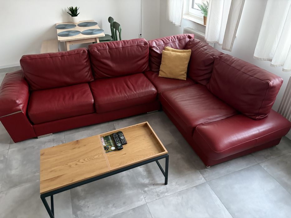 Czerwony narożnik -skora naturala 280x210