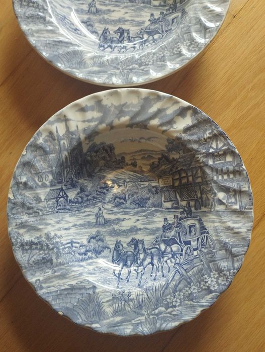 Conjunto de pratos dos cavalinhos azuis