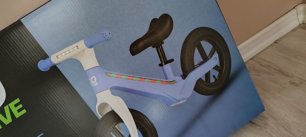 Rowerek biegowy niebieski Go active