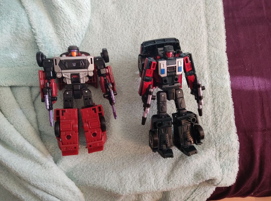 Transformers Legacy Wildrider. Transformers Legacy Dead End. Трансформер Легасі Вайлдрайдер. Трансформер Легасі Дед Енд