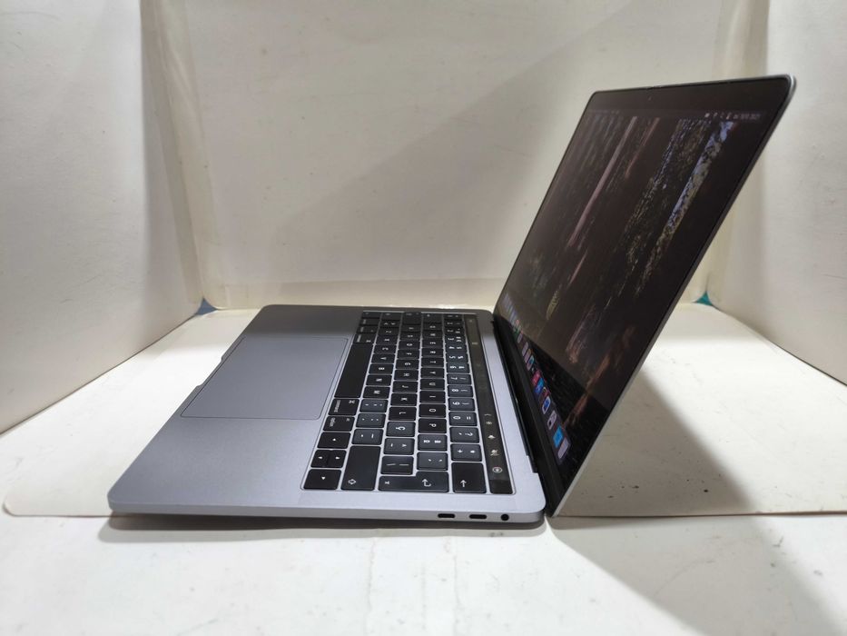 Apple Macbook Pro 13 i5 Touch 2016 SSD 256GB 16GB ram Retina