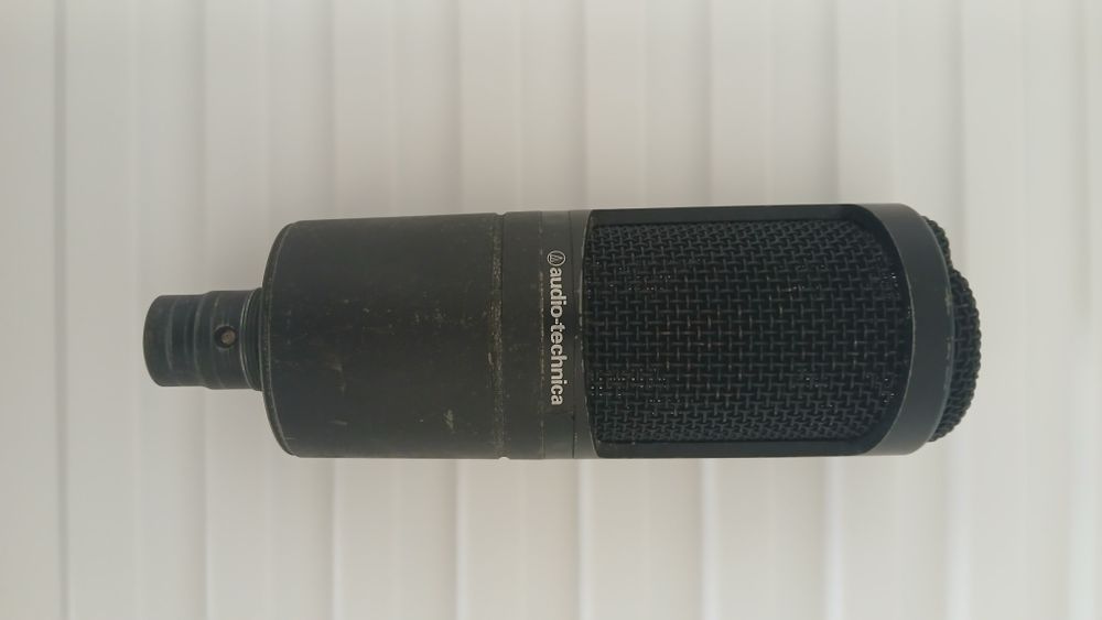Conjunto de gravação para Home Studio (Microfone e Interface)