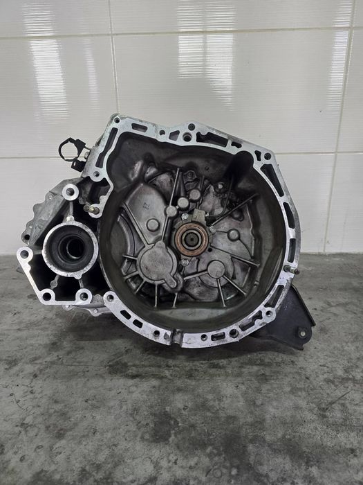 Коробка передач 5-ступческая Suzuki SX4 2006-2013 1.6 DDIS