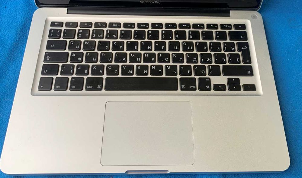MacBook Pro 13-2011. Intel i5.8гб ддр3.120гб ssd