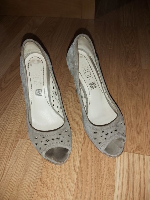 Sapatos bege PROF