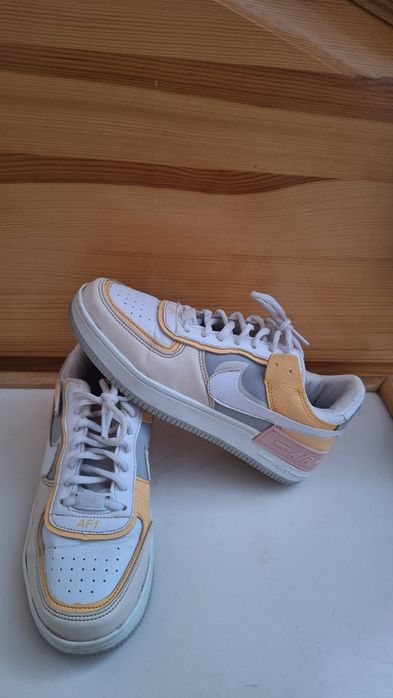 Кеди і кросівки!