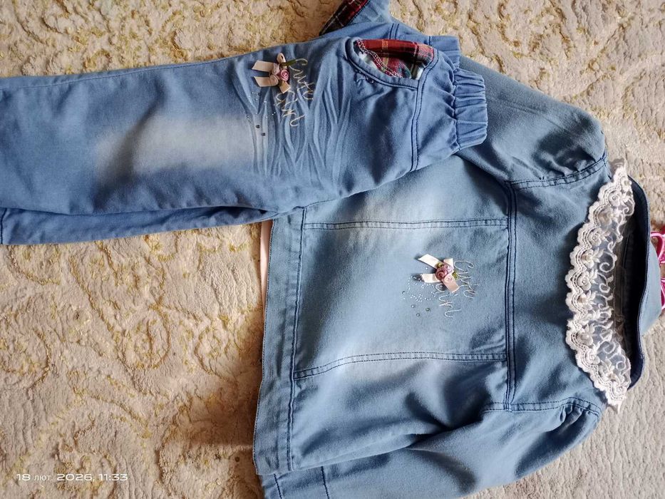 Дитячий одяг від 3 до 4 рочків.