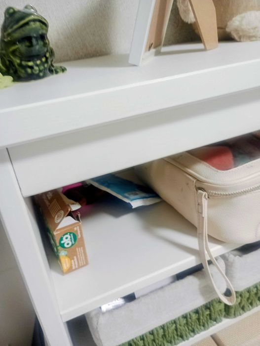 Hemnes Biurko, biała bejca, 155x65 cm