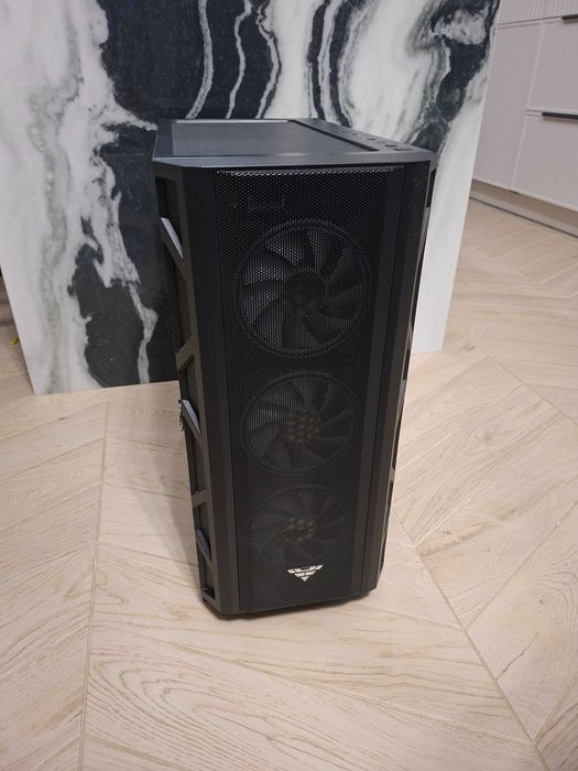 Komputer gamingowy RTX 5080 MSI / 7800X3D / 64GB / SSD 3TB / Windows 11 pro