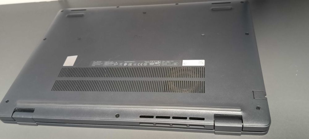 Laptop Dell Pro 16 PC16250 16GB/512GB SSD