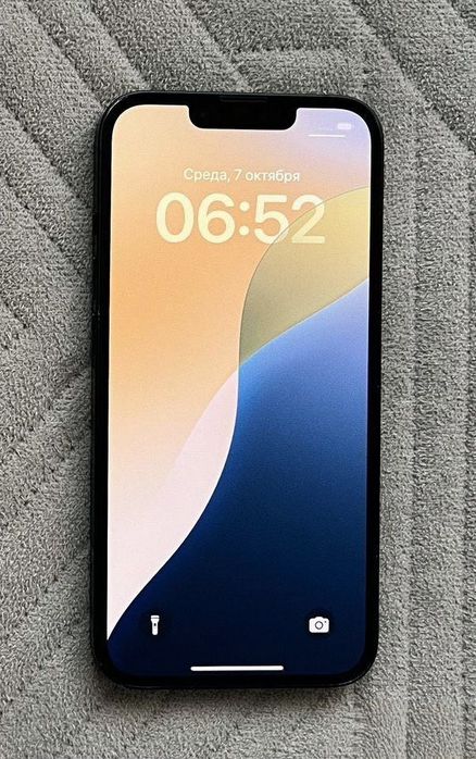 iPhone 13 black 128Gb
